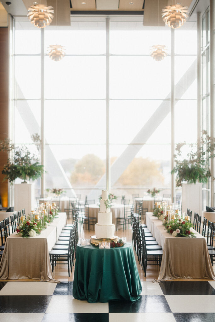 Inviting Wintry Wedding at the Clinton Presidential Center in Little Rock, Arkansas