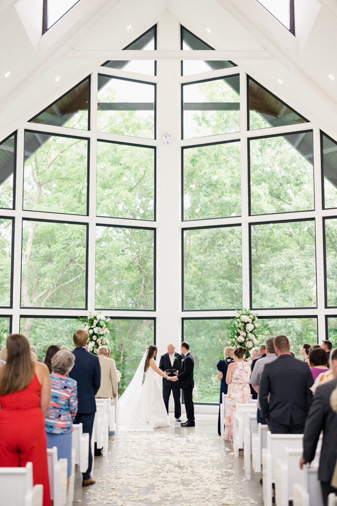 Trendy Summer Wedding at Osage House in Cave Springs, Arkansas