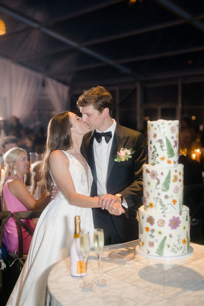 Enchanting Walnut Grove Wedding in Fayetteville, Arkansas