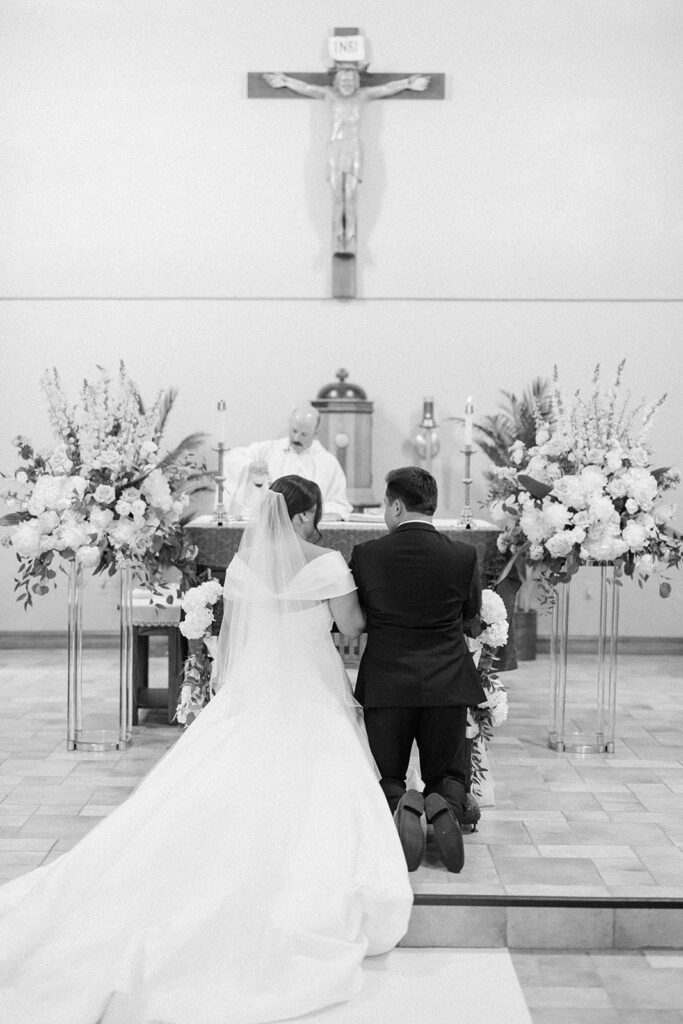 Memorial Day Weekend Wedding at US Marshals Museum in Fort Smith, Arkansas