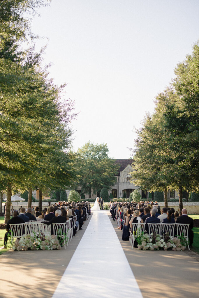 Morgan and Layne's estate wedding in Little Rock, Arkansas
