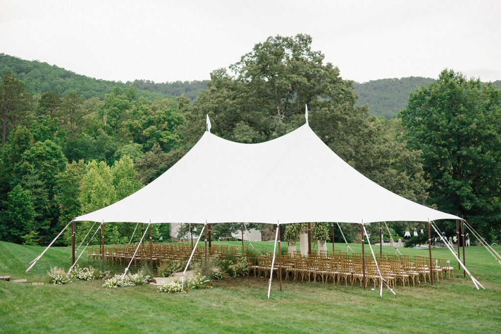 Blackberry Farm wedding ceremony in Tennessee